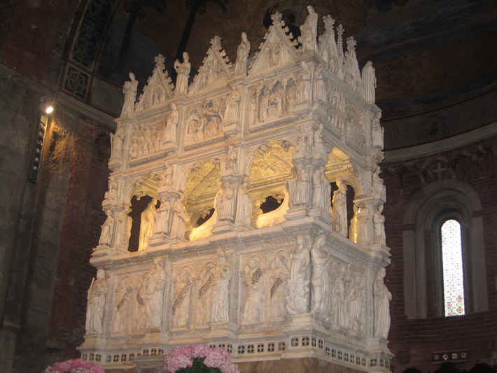 Pavia S. Pietro in Cieldoro - Arca S. Agostino