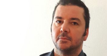ARCHIVIO – Alberto Schiavone alla Libreria Volante di Lecco. In programma la presentazione del suo “Dolcissima abitudine”