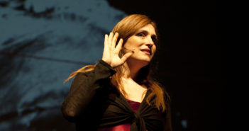 ARCHIVIO – “I dialoghi degli dèi” de I sacchi di sabbia e le grandi donne raccontate in “Fuochi” di Teatro dell’Orsa. È il weekend de “I Luoghi dell’Adda”